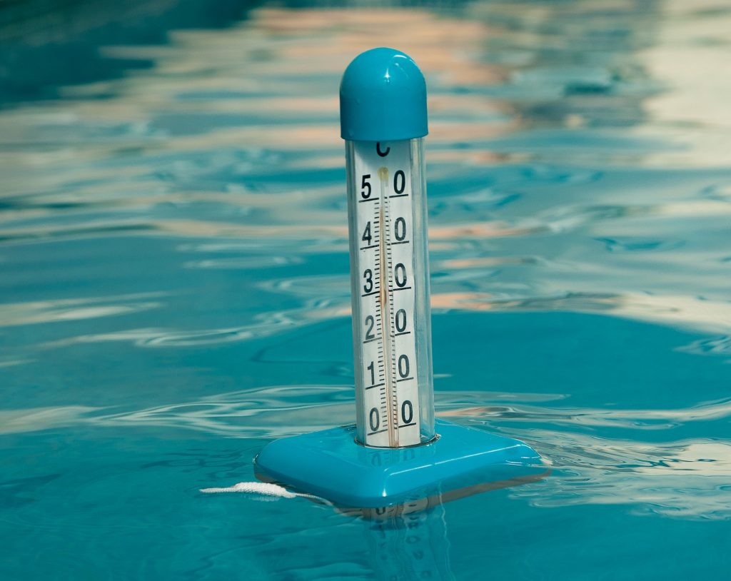 termómetro para piscina