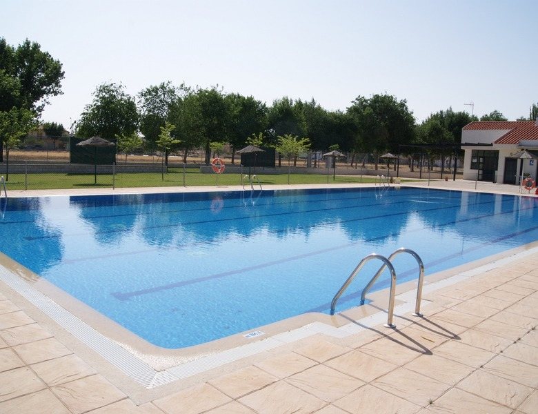 Piscinas de TInarejos en Albacete