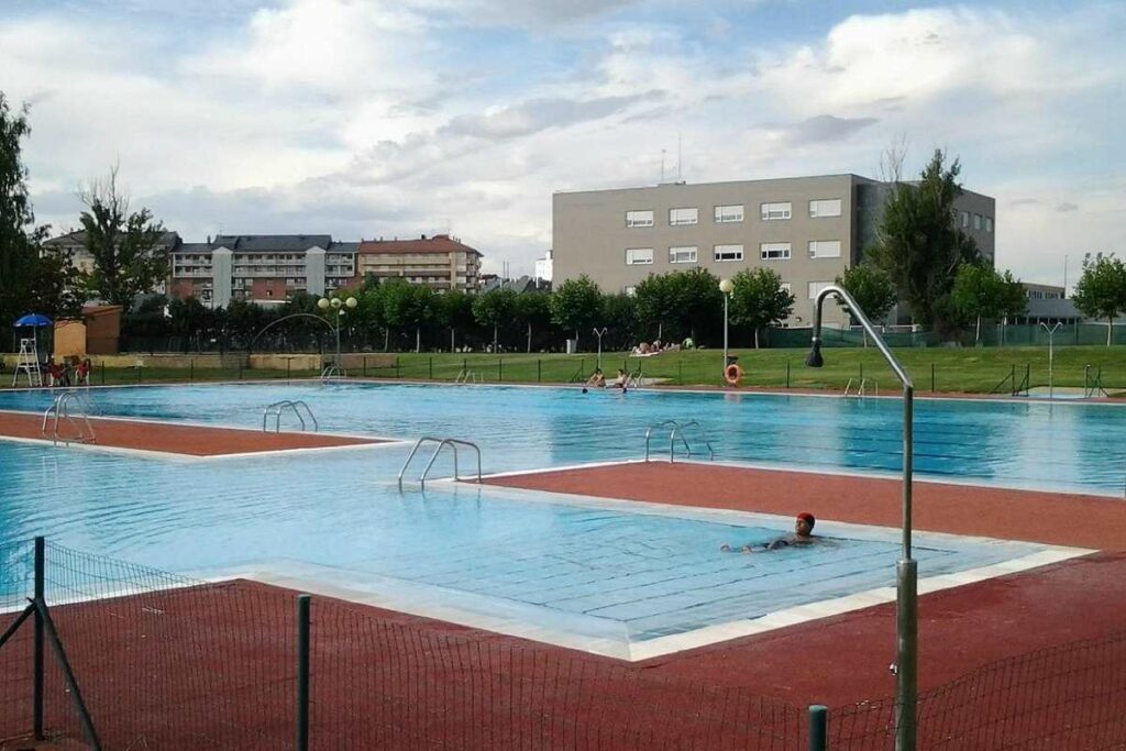 Piscinas Municipales La Palomera