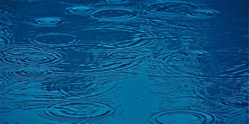 Invernador para piscinas: qué es, cuando echarlo y ventajas de usarlo